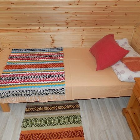 Ala-Laugu Holiday Home Leisi Εξωτερικό φωτογραφία