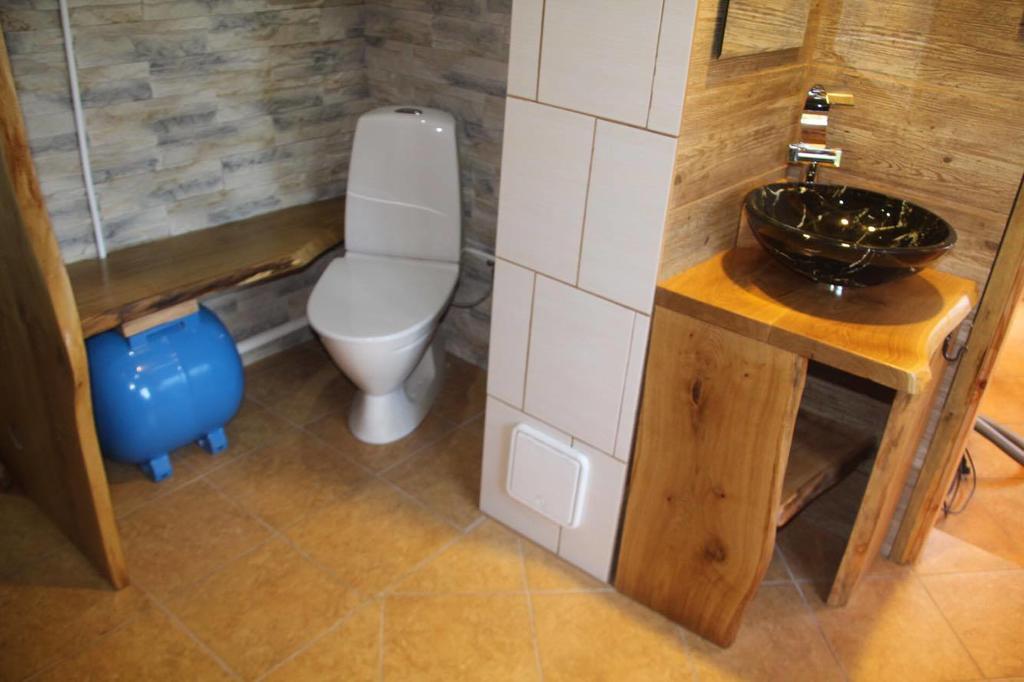 Ala-Laugu Holiday Home Leisi Εξωτερικό φωτογραφία