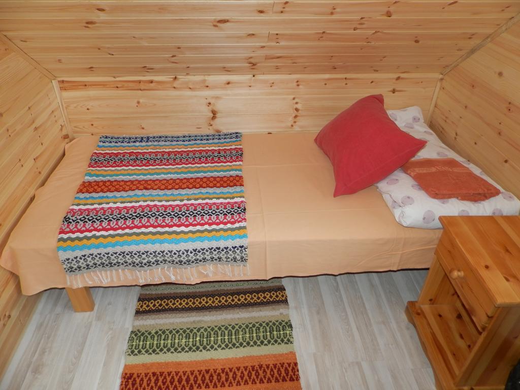 Ala-Laugu Holiday Home Leisi Εξωτερικό φωτογραφία