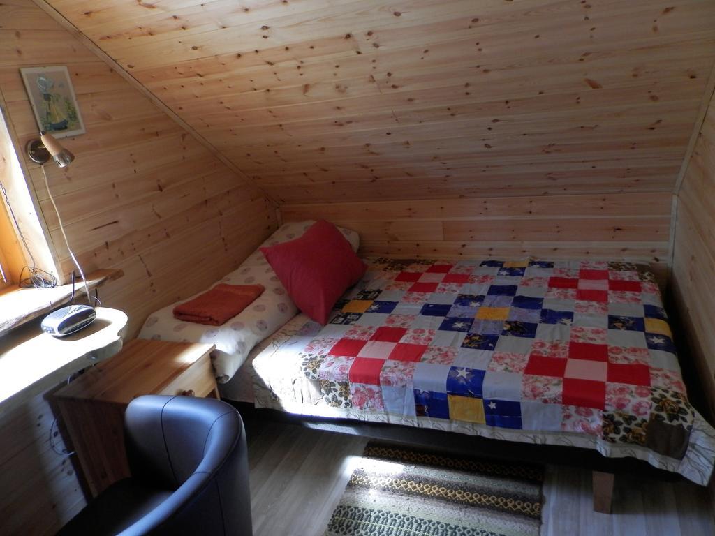 Ala-Laugu Holiday Home Leisi Εξωτερικό φωτογραφία