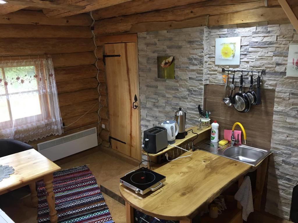 Ala-Laugu Holiday Home Leisi Εξωτερικό φωτογραφία